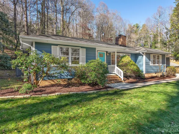 520 Walnut Loop, Laurel Park, NC 28739