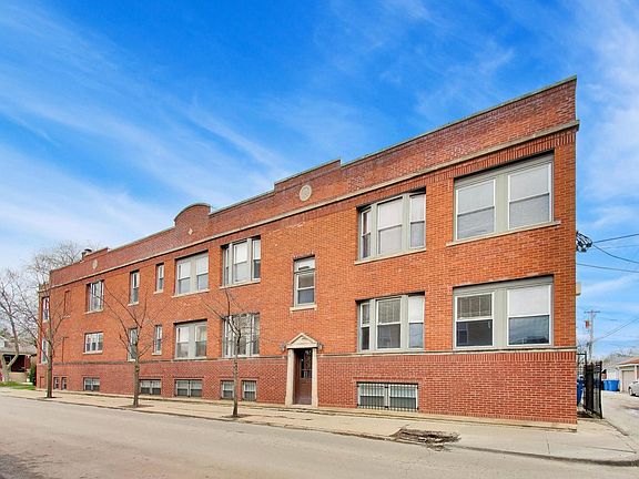 2nd image of 3848 W Sunnyside Ave #1E