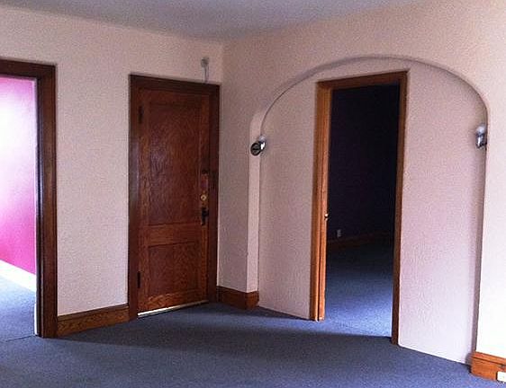 5th image of 1109 17th Ave SE #2