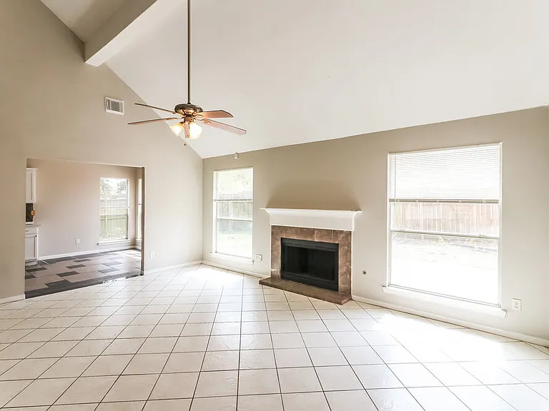 6207 Hampton Oak Ct — Photo 6