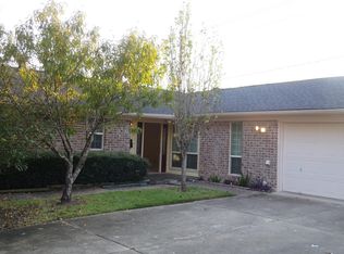 1006 Walnut Bend Ln, Houston, TX 77042