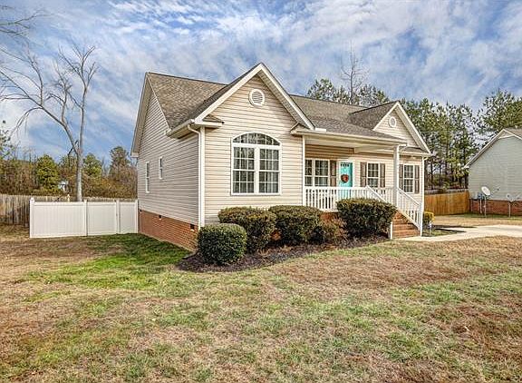 2nd image of 2413 Gracie White Cir