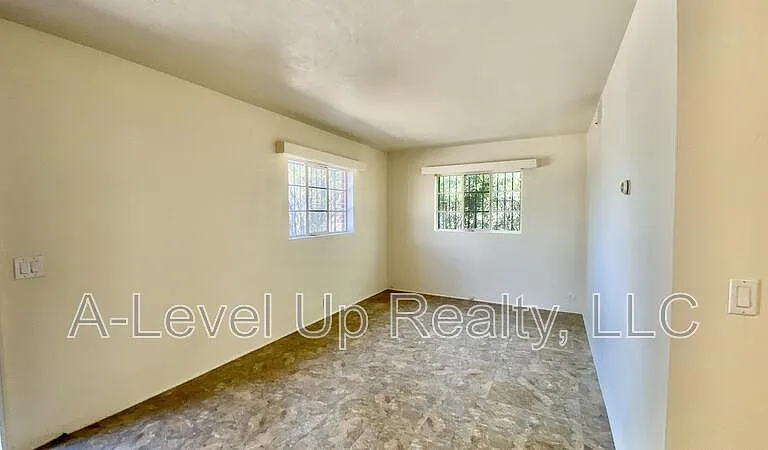 1418 N Jones Blvd — Photo 8