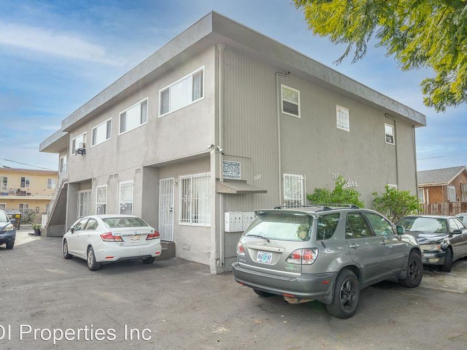 1st image of 3212 W 60th St Unit 3