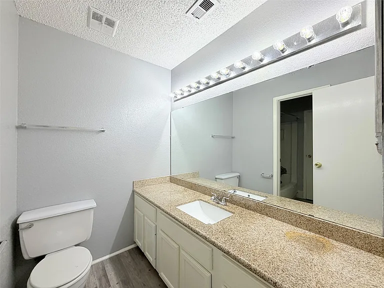 9461 Pagewood Ln #9461 — Photo 25