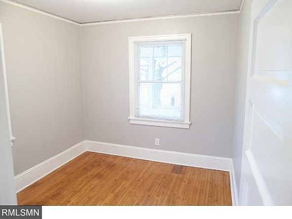 5th image of 3266 Blackstone Ave