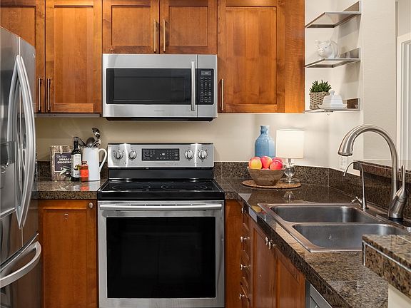 4th image of 123 Queen Anne Avenue N #211