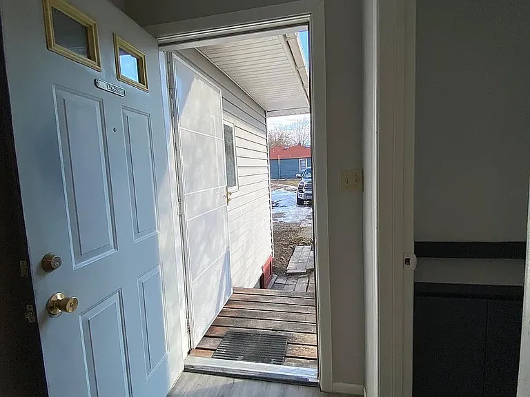 506 N Sampson St — Photo 10