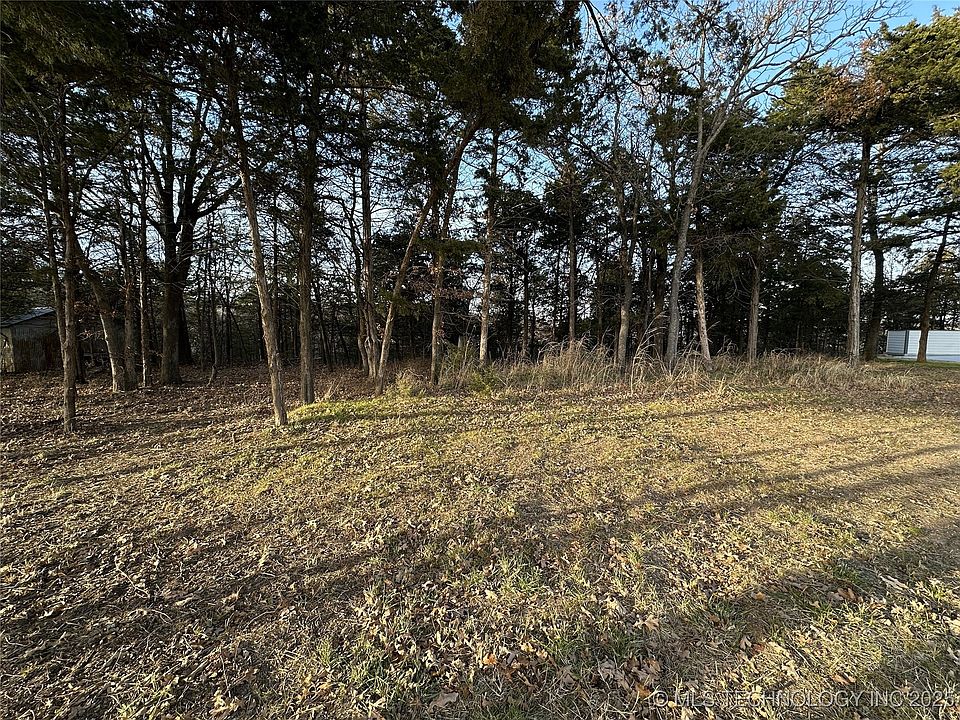 2nd image of 1 N Sleepy Hollow Rd