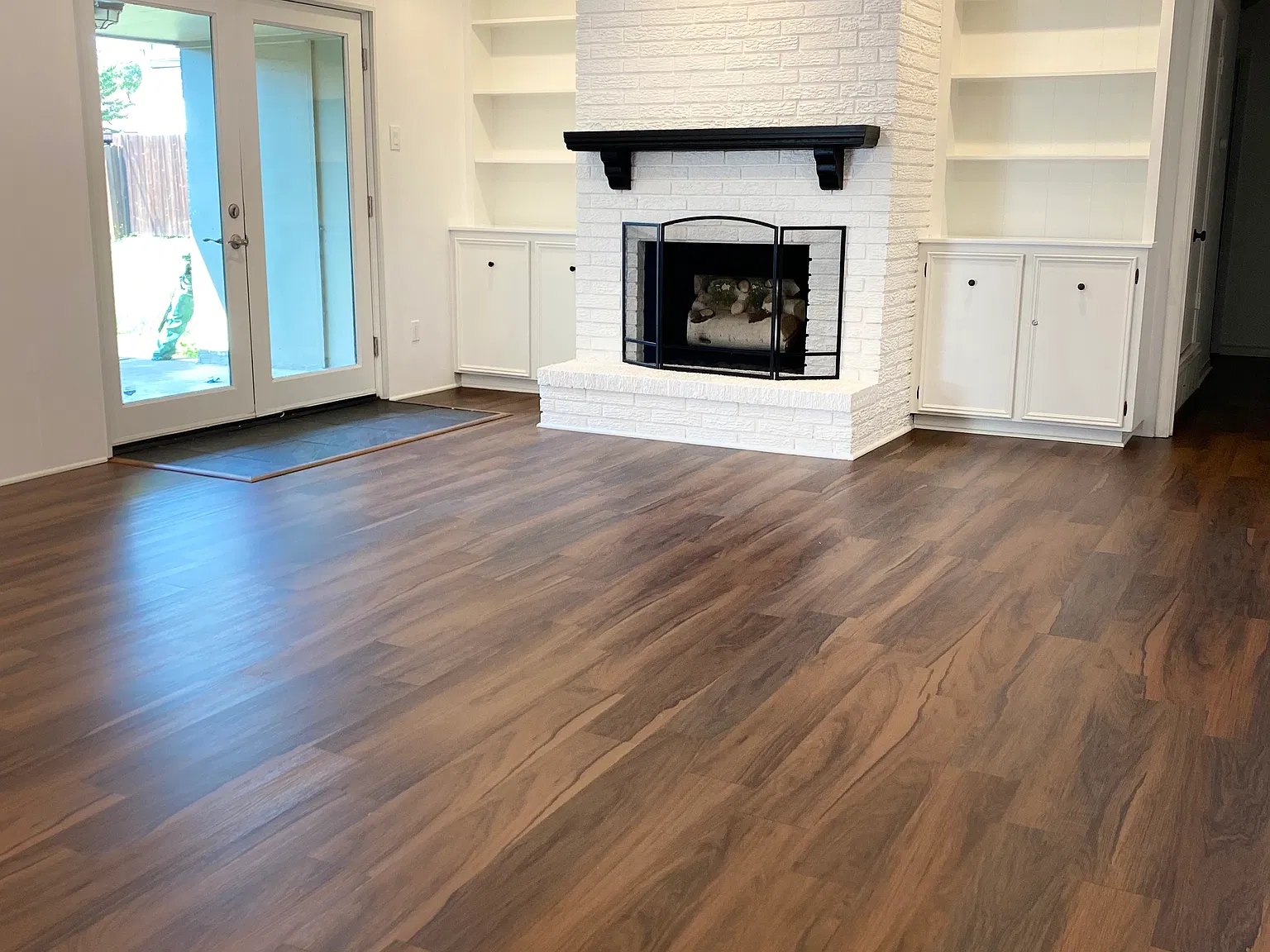 3831 Crestpark Dr — Photo 3