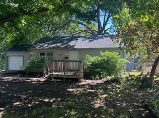 7714 Sni A Bar Rd, Kansas City, MO 64129