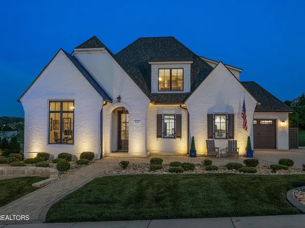 520 Larksong Dr, Farragut, TN 37934