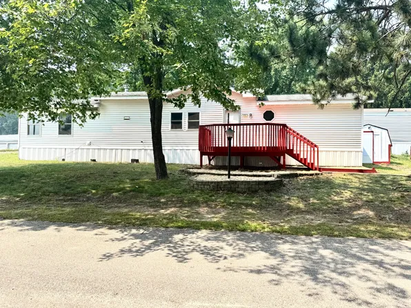 61 Lily Ln W, Altoona, WI 54720