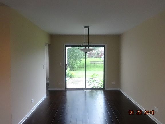 3rd image of 896 Colony Lake Dr
