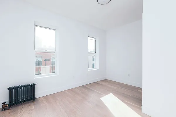 Rented by Nooklyn NYC LLC | media 3