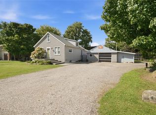 2214 William Shakespeare St, Perth East, ON N0B 2P0