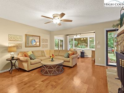 180 Glen Burney Lane #D2, Blowing Rock, NC, 28605