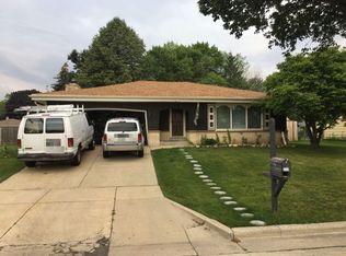 5215 S 24th St, Milwaukee, WI 53221