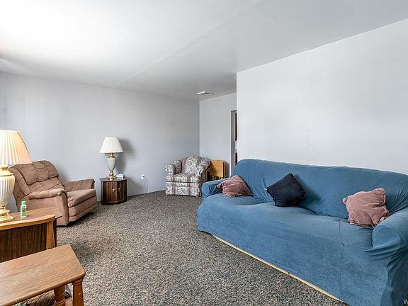 5th image of 164 Ideal St