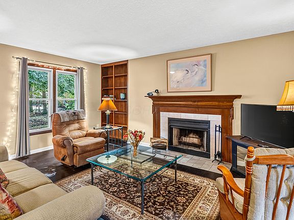 5th image of 5298 Bethel Woods Dr