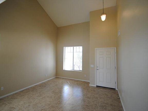 3rd image of 17486 W Lisbon Ln