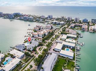 322 Harbour Dr APT 208C, Naples, FL 34103