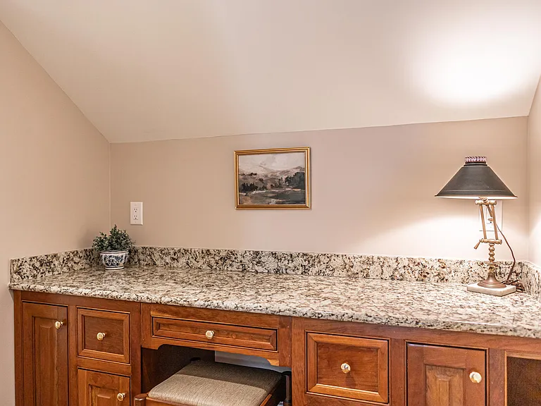 110 Hearthstone Rd — Photo 43