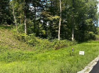 49 Yellowstone Lot Dr, East Bernstadt, KY 40729