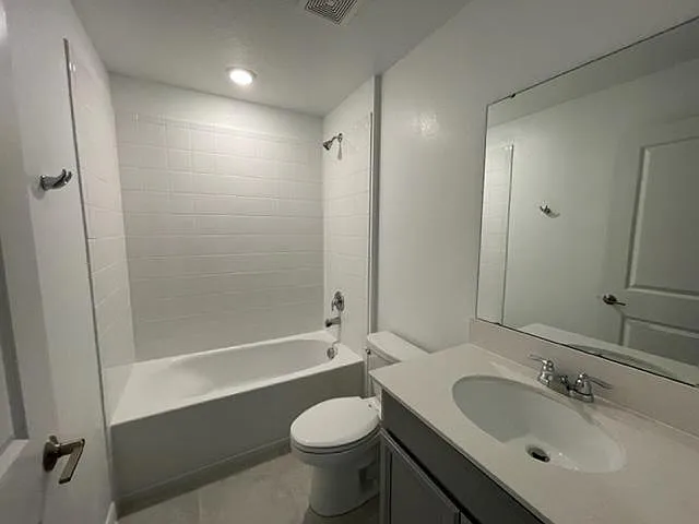 844 Ofanto Way — Photo 12