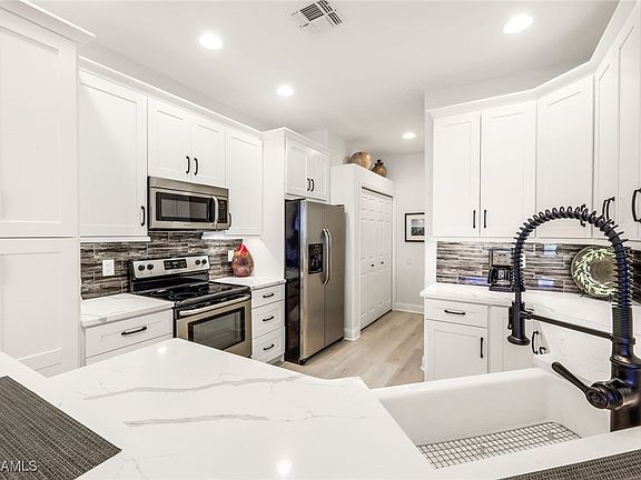 5th image of 8808 E Bay Cir