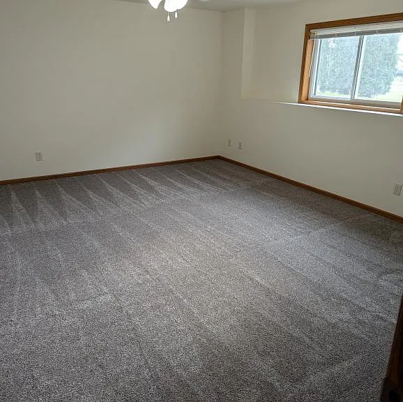 640 Angel Ct — Photo 12