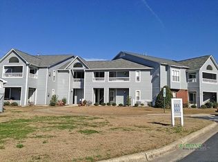 111 F Breezewood Dr, Greenville, NC 27858