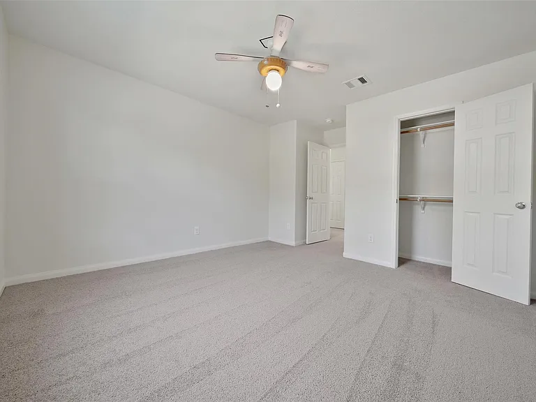 305 Crooked Pine Ct — Photo 29