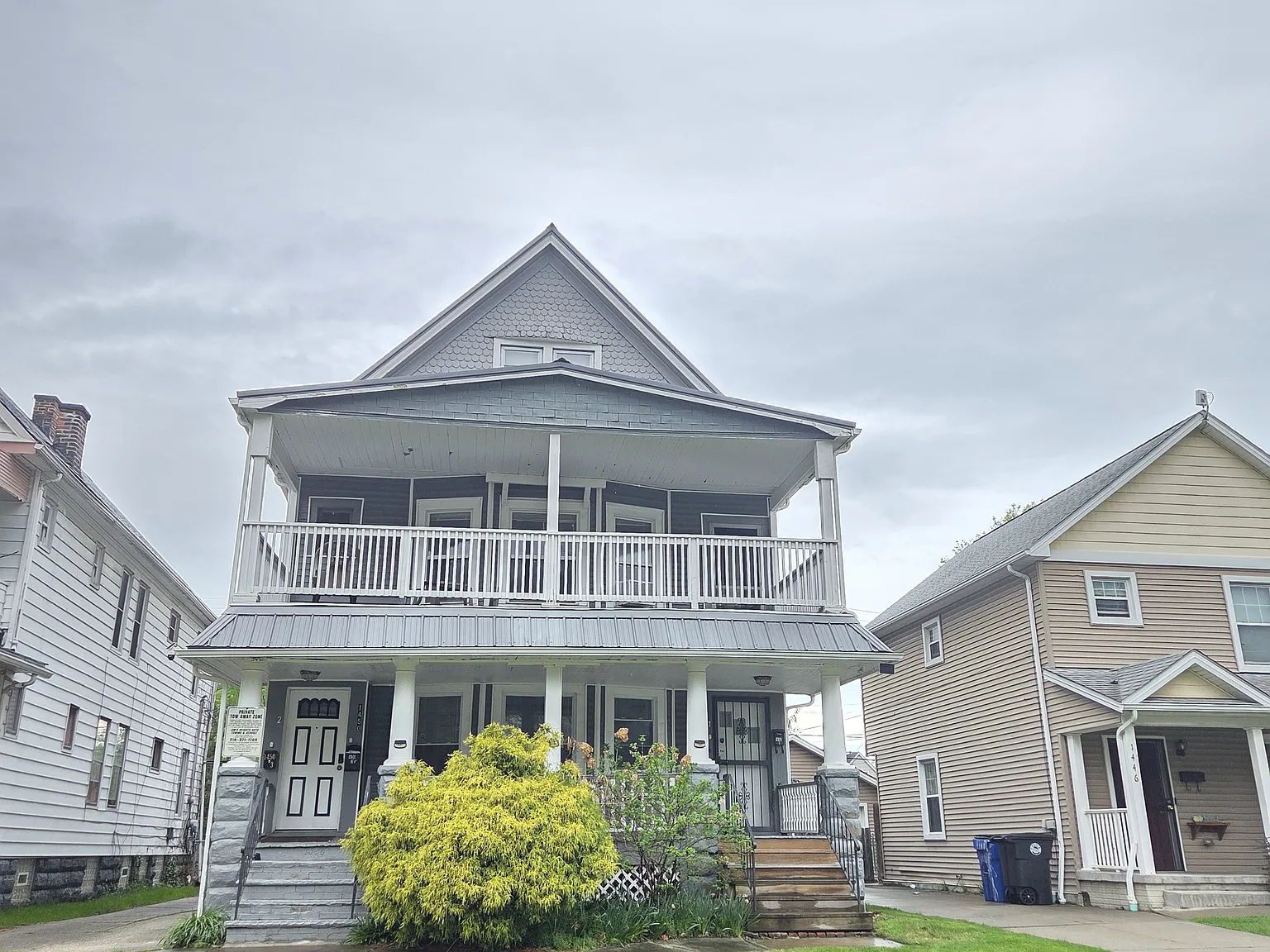 6 bed, 3205 sqft, $5,400 — Photo 1