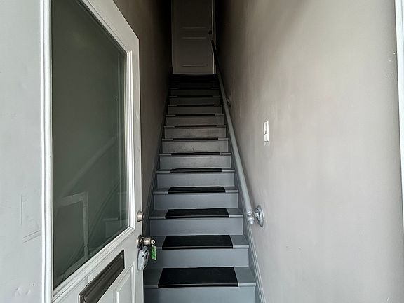 3rd image of 4180 Neosho St #2