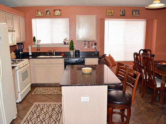 10605 Andalusian (5)