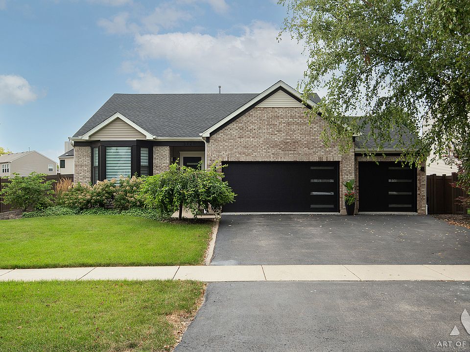 1st image of 3721 Saratoga Dr