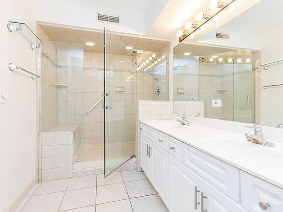 4th image of 6401 W Berteau Ave APT 317