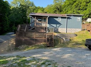 1891 Vermont Dr, Charleston, WV 25387