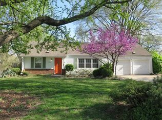 7591 High Dr, Prairie Village, KS 66208