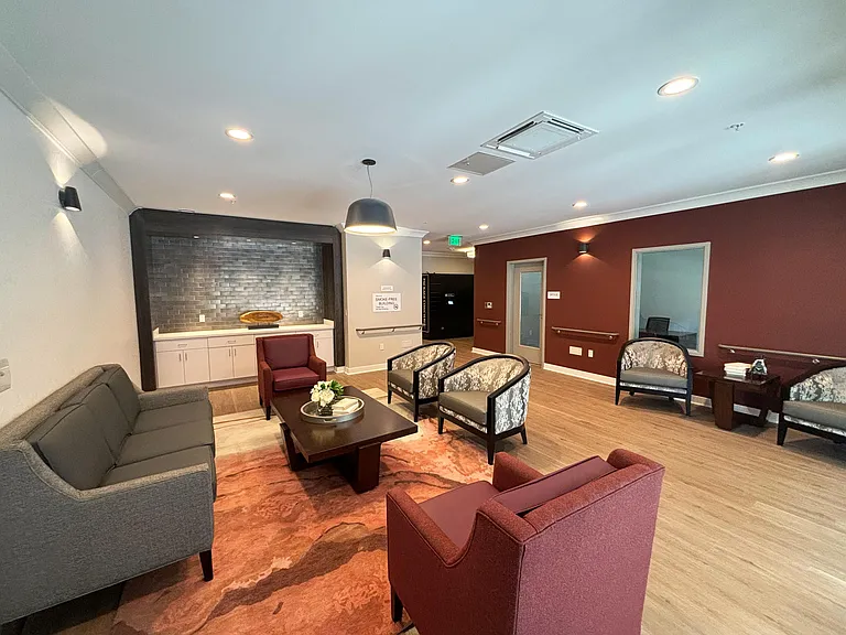 Foundry Square Apartments — Photo 15