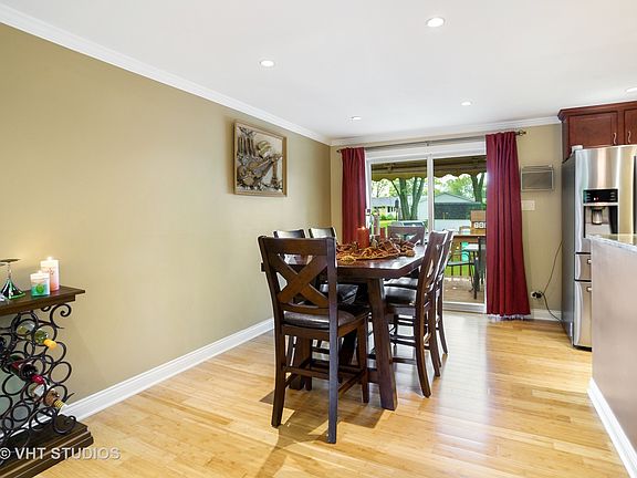 5th image of 1505 Somerset Ln