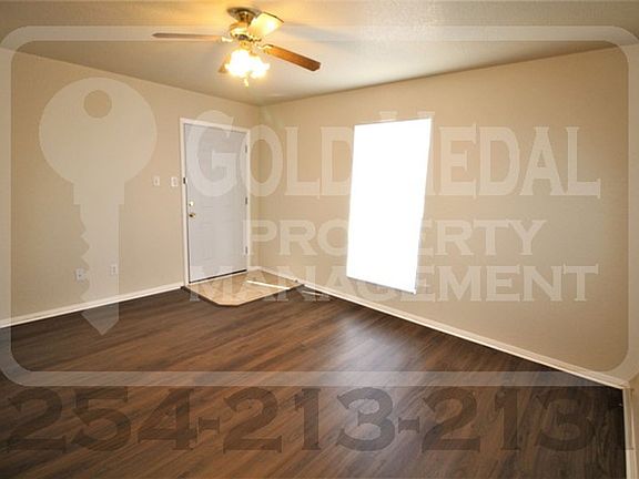 2nd image of 1106 Leslie Cir APT D
