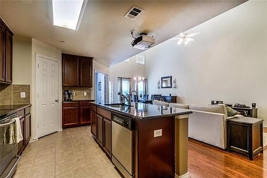 5th image of 10159 Wake Bridge Dr