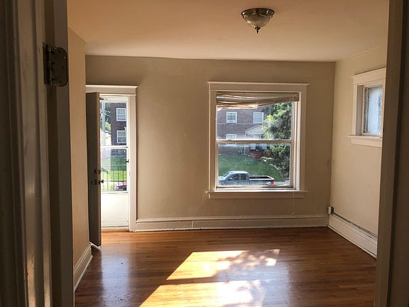 4th image of 4419 Floriss Pl