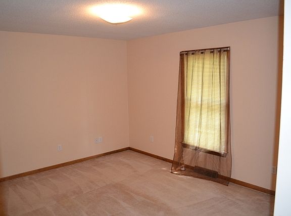 3rd image of 2118 Appling Way