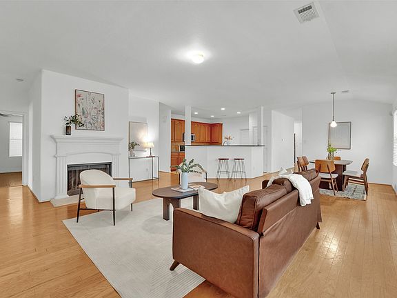 4th image of 538 Arthur Dr