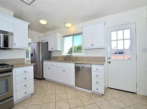 3rd image of 5967 Erlanger St