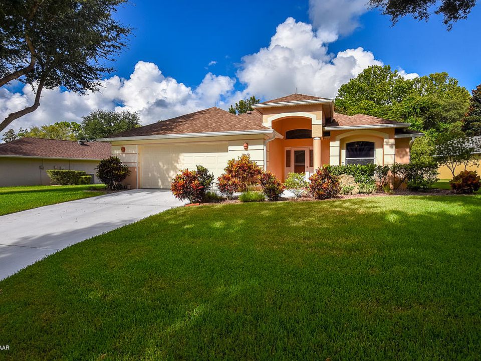 1st image of 33 Sherrington Dr