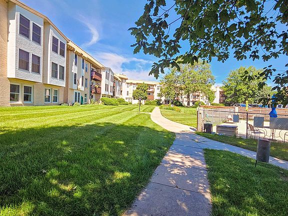 5th image of 4000 S 56th St APT 249B